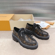 Louis Vuitton Low Shoes